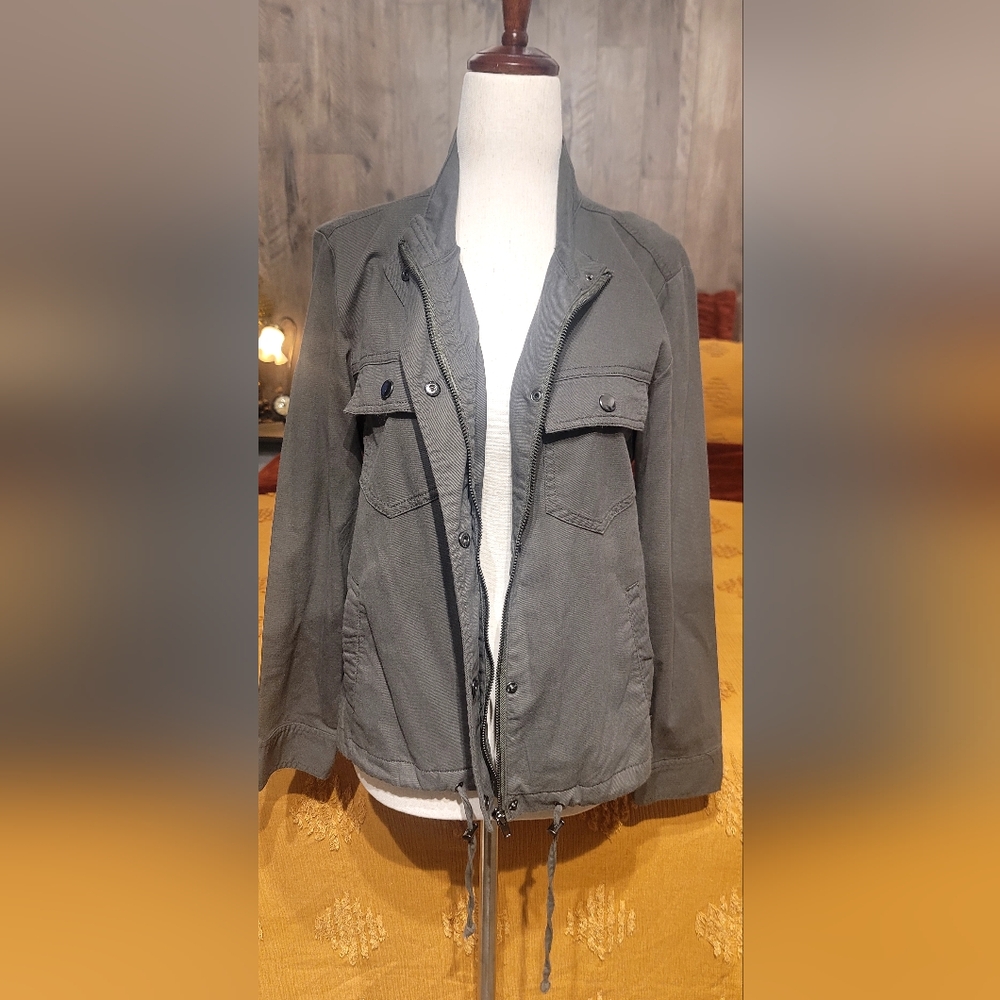 Christopher & Banks Green Gardening Jacket – NWT – Petite SmallStay stylish and